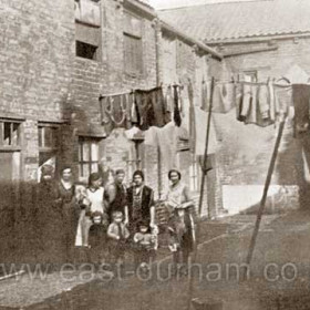 Summersons Buildings ( or Yard ), Henry St  Photograph c 1930, Demolished 1934.   Find location at Streets/Central Area Index 1928 (No 6) towards the bottom left corner of the photograph.