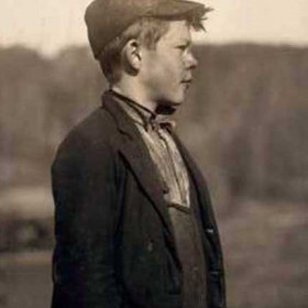 Young pusher, Alabama 1910.