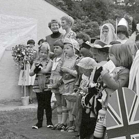 Queen Elizabeth's Silver Jubilee 1977.
Dalton Le Dale Street Party