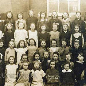 Dawdon Junior Girls, Standard 3 in 1921.