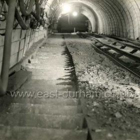 Erection of Huwood Retarder Conveyors. Loco to Main Coal Drift. 22" to 1 yard. 1959.