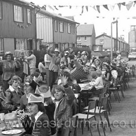 Queen Elizabeth's Silver Jubilee 1977.
Eastlea Road Street Party.