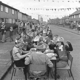 Queen Elizabeth's Silver Jubilee 1977.
Eastlea Road Street Party.