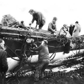 "George Elmy" on the Chemical Beach 18/11/1962.