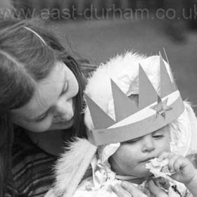 Grants Crescent SilverJubilee Party 1977.