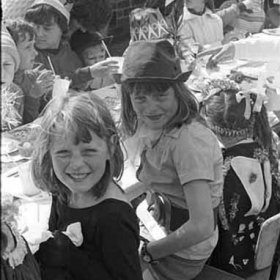 Grants Crescent SilverJubilee Party 1977.