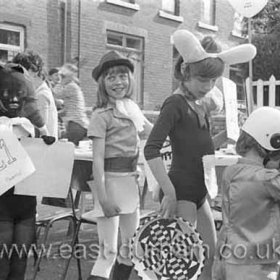 Grants Crescent SilverJubilee Party 1977.