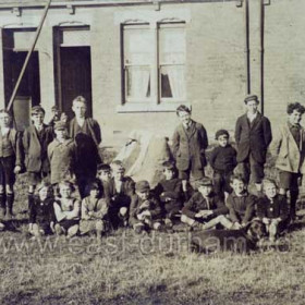 Building Gregson Terrace off Seaton Lane 1900-1910.
Photograph from Margaret Bagley