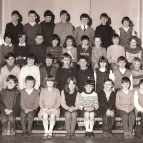 Deneside Junior Mixed School, 15th March, 1969.
Back Row L to R; Marry Corkhill, Paul Lacy, Gillian Riddel, Yvonne Hutchinson, David Phelan, Ian Wilson, Christine M Lauder.
Photograph from Alan Watt
Second Row; Dorothy L Vickers, Gillian Proud, Richard Turnbull, Shelagh Scollen, June Plows, George Vine, Diane Metcalfe, Karen Grundy, Margaret Graham.
Third Row; Grant Taylor, Debbie Richardson, Jacqueline Proud, Paul Fox, John Parkinson, Denise Dickinson, Albert Moncur, Kenneth Wilson.
Front Row; Ian Dinning, Robin Butler, Jeanette Willis, Jean Lawns, Alison Burrel, Tony Anderson, Kevin White, Margaret Stephens.