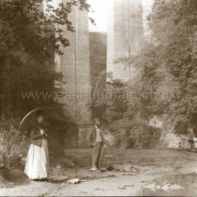Couple underneath the viaduct 1900.