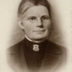 Elizabeth Miller, wife of William, lifeboat coxwain
