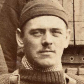 Crewman of the lifeboat "Skynner", photograph 1895.
