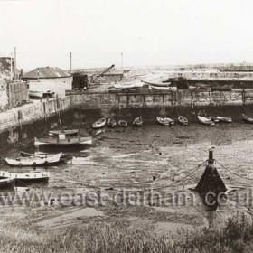 North Dock at low tide, date not known.