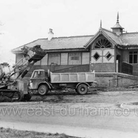 Seaham Station closed during WW2 and was demolished in August 1971. Not sure whether picture shows demolition of Station, Witten Park or both.