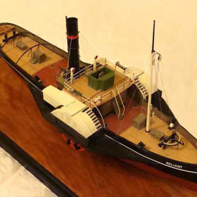 MODEL OF "RELIANT", THE LAST STEAM PADDLE TUG.
Built by Bassett Lowke model maker Lawrence George Ward.        
THIS IS A MUSEUM QUALITY MODEL IN PERFECT CONDITION.
This model is on sale on eBay by pnc-shop, item No 380086286994