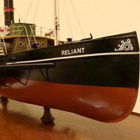 MODEL OF "RELIANT", THE LAST STEAM PADDLE TUG.
Built by Bassett Lowke model maker Lawrence George Ward.        
THIS IS A MUSEUM QUALITY MODEL IN PERFECT CONDITION.
This model is on sale on eBay by pnc-shop, item No 380086286994