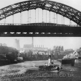 Tug Cleadon on the Wear in 1954