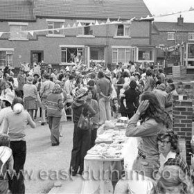 Ryton Crescent SilverJubilee Party 1977.