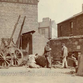 Croft Street Yard, north end in July 1905. Detail from previous photograph.