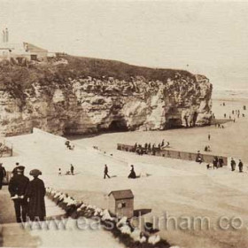 Holey Rock and Promenade, Roker. c 1920?