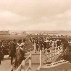 Promenade, Cliff Park, Roker.