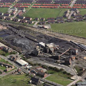 Seaham Colliery from the NW in the early 1980s.
Christ Church in centre foreground, Conservative Club immediately above, Malvern Crescent and northern edge of Deneside at top.