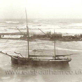 One of two sailing ships sheltering from a storm in Oct 1903.
The new South Dock east wall was damaged by storm on 9/10/03 about 5pm. The vessels sheltering were the Lord Dufferin and the Sussex Belle barges, niether was damaged but the crews came ashore for the night.