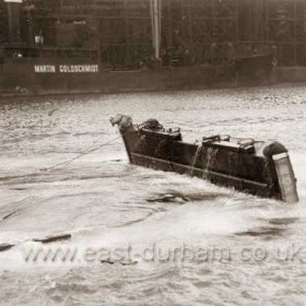 Renewal of S Dock entrance gates.
Launch of North Outer Gate  29/6 1937
Photo Warren Phillips