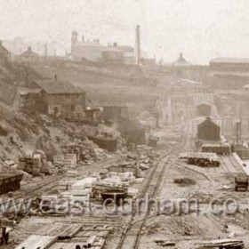 Detail from SDE 009. Photograph 7th Sept 1903.
Potts Shipyard buildings to left of centre, a room in this building was used to house sailors suffering from typhoid, cholera etc before the building of the Isolation Hospital in what is now Princess Rd. Coal store top right.