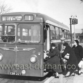 This photograph was taken in November 1954 when the bus was only one month old. It was withdrawn and scrapped in July 1968. Info from Malcolm Fraser
The picture was taken at the Alexandra Road bus stop outside the Alexandra pub. Info from Colin Clifford