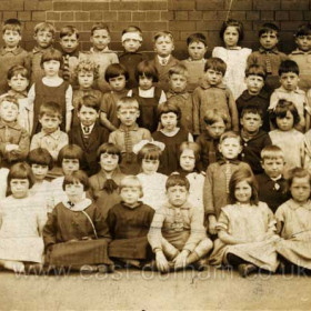 Simpson Street School, 1925.
Back Row; 6th from left, Tommy Chalk (later greengrocer)
2nd Row From Back; extreme right Arthur Aird
2nd Row From Front; Norman Grieveson wearing tie, Mina Black 5th from left.
Front Row; 3rd from right, Frank Ratcliffe