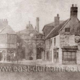 An early photograph of High Street West, Gillbridge Avenue. On the left side of Gillbridge Avenue just past this point lay the Garrison Field which was used for the town fairs on bank holidays. Roundabouts, swings, steam organs and shows of all types it was always packed and a great draw for children as well as young girls and more adventurous grown-ups. Police were never far away.
Photo Norman Kirtlan, info Len Charlton.