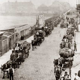 A display of the numerous horse and drays that were employed in Vaux Breweries deliveries in early 1900s This posed photo was taken in Gill Bridge Avenue alongside the old Garrison Field (on the left) used for the towns large fairs with their steam roundabouts and numerous dubious show stalls.
Photo N Kirtlan, info Len Charlton.