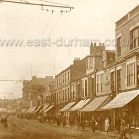 Looking up Holmeside towards Park Lane in the 1920s.