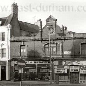 The Old Twenty Nine in High Street West, High St Swimming Baths at right.
Photograph Norman Kirtlan