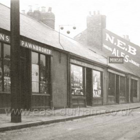 Minski's Pawnbroker, Jeweller and Draper, Clothing Store and Sale Rooms in South Railway Street from around 1900 until ( WW2 ? ) Duke of Wellington at right.Photograph  c 1925