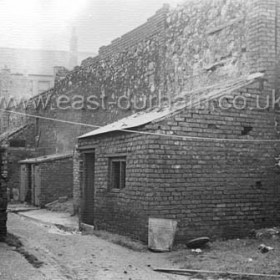 Hunters Buildings, west end of yard in the 1950s.