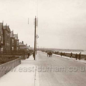 North Rd looking north past junction with Dene House Road (Lover's Lane), c 1920.