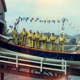 Will and Fanny Kirby and crew c1970.
Photographer not known.